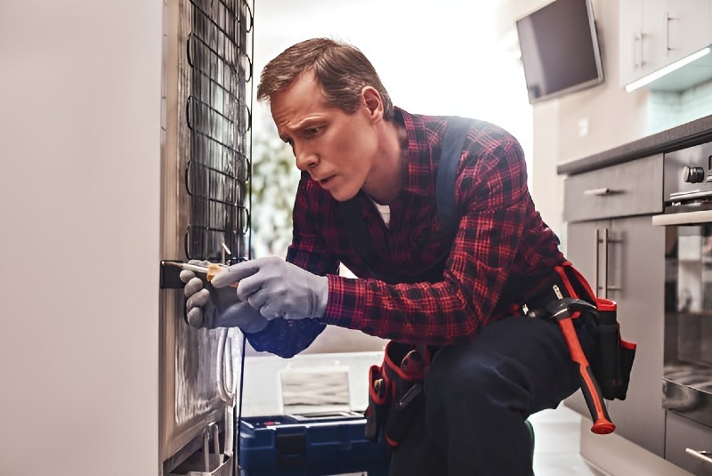 Refrigerator repair in Hialeah Gardens